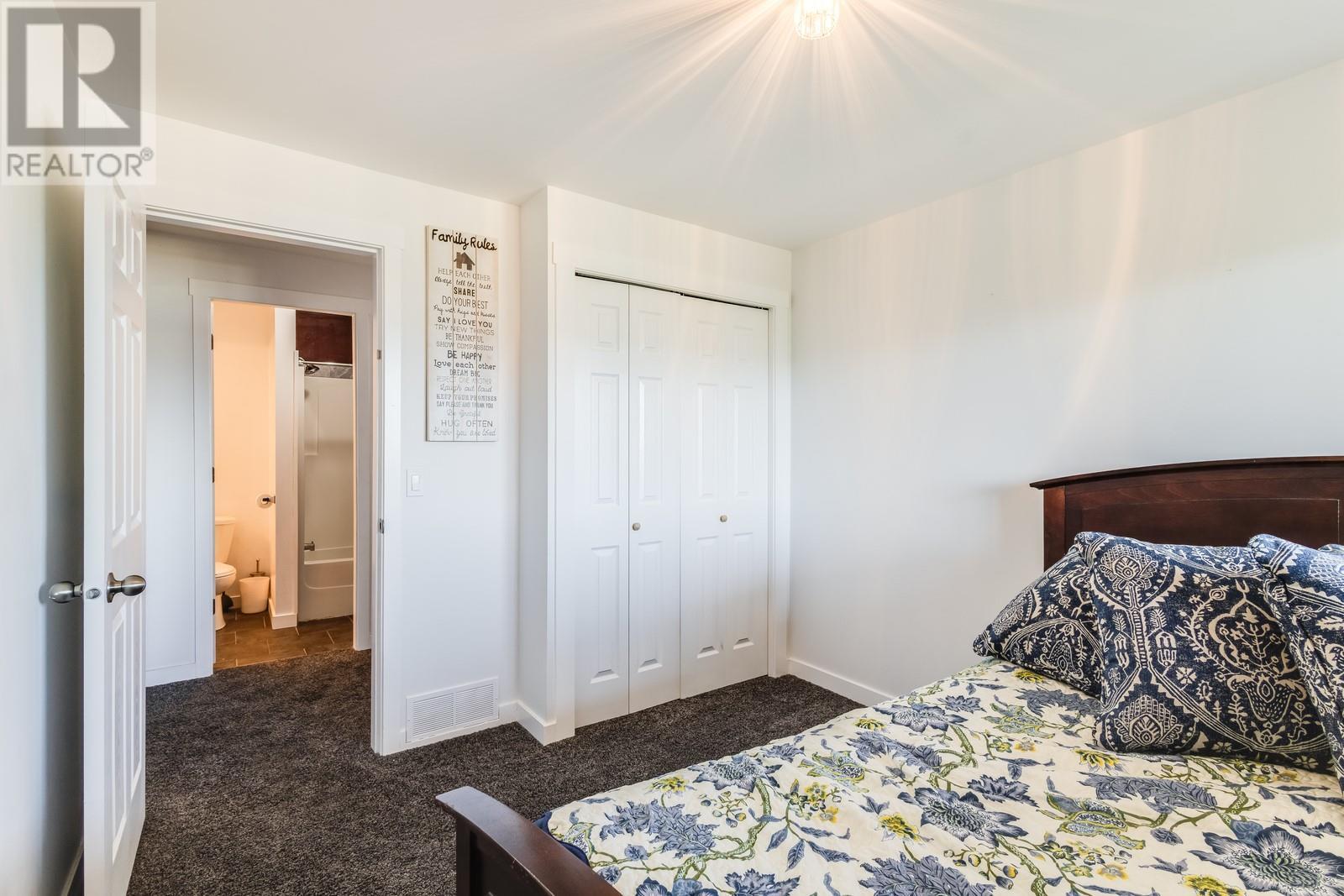 10434 Columbia Way, Vernon, BC V1H2B5
