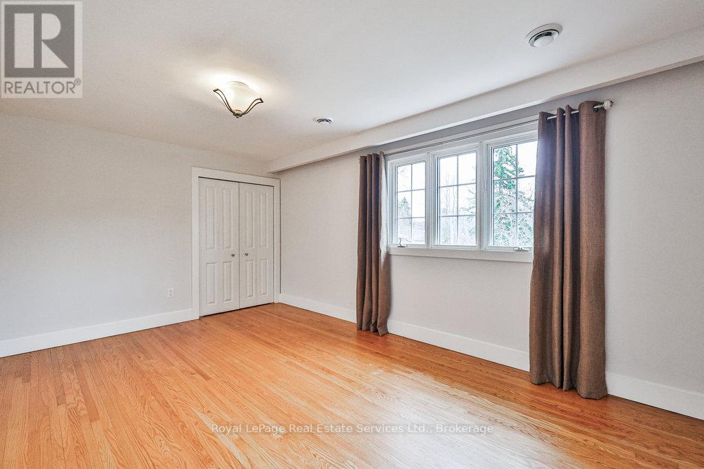 196 Sabel Street, Oakville, Ontario  L6L 3V4 - Photo 21 - W12154924