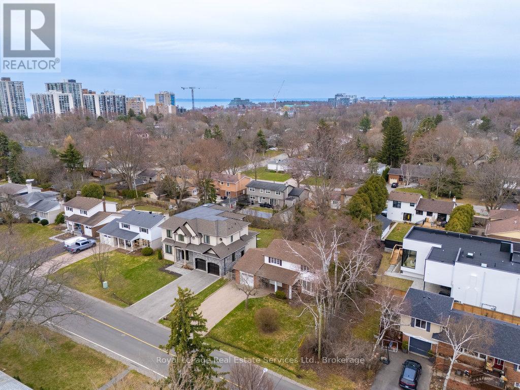 196 Sabel Street, Oakville, Ontario  L6L 3V4 - Photo 47 - W12154924