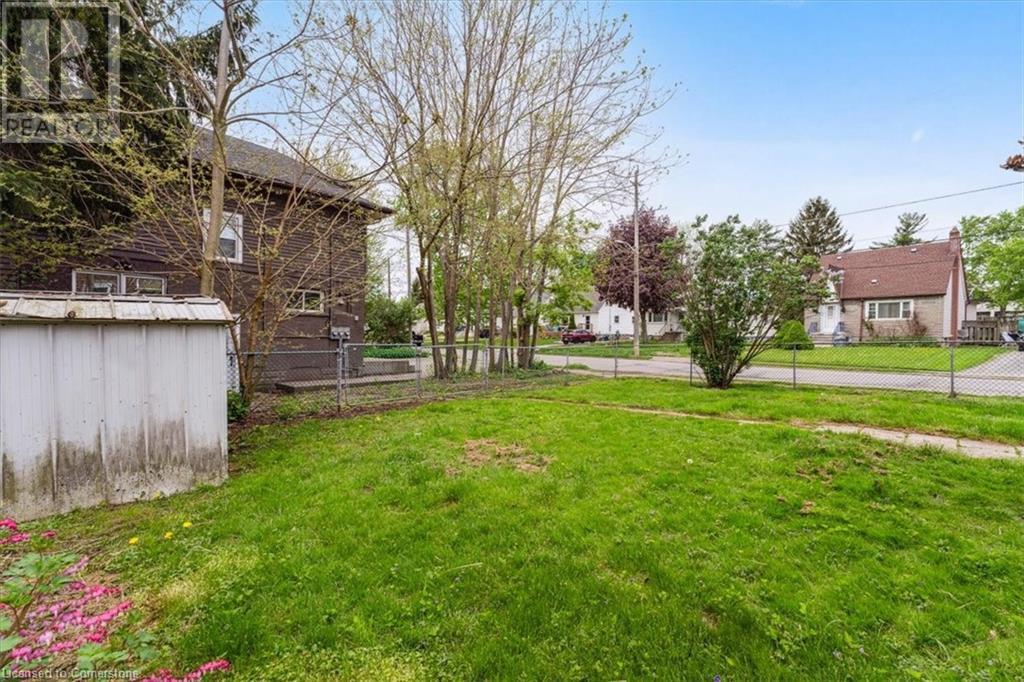 4372 Seneca Street, Niagara Falls, Ontario  L2E 1G6 - Photo 33 - 40729763