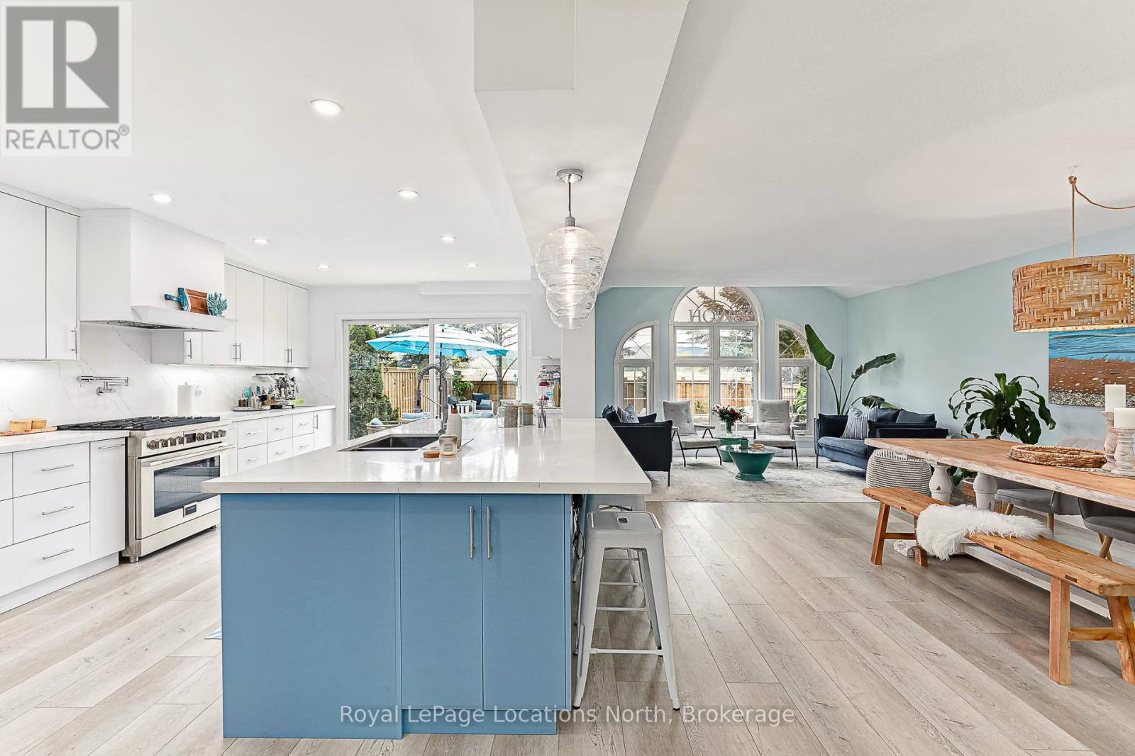 Property at 6 CONNOR AVENUE image 5