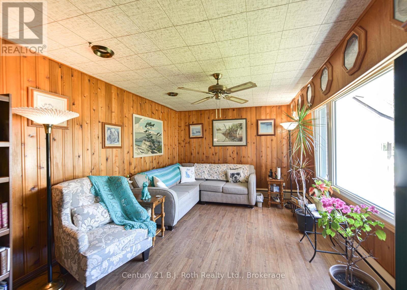 96 Simcoe Street, Orillia, Ontario  L3V 1G7 - Photo 13 - S12155000