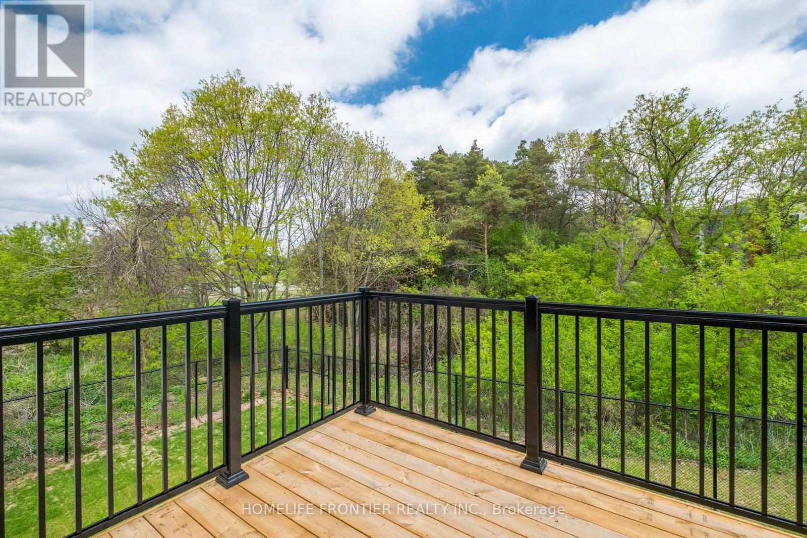23 Kingwood Lane, Aurora, Ontario  L4G 3Z7 - Photo 32 - N12145686