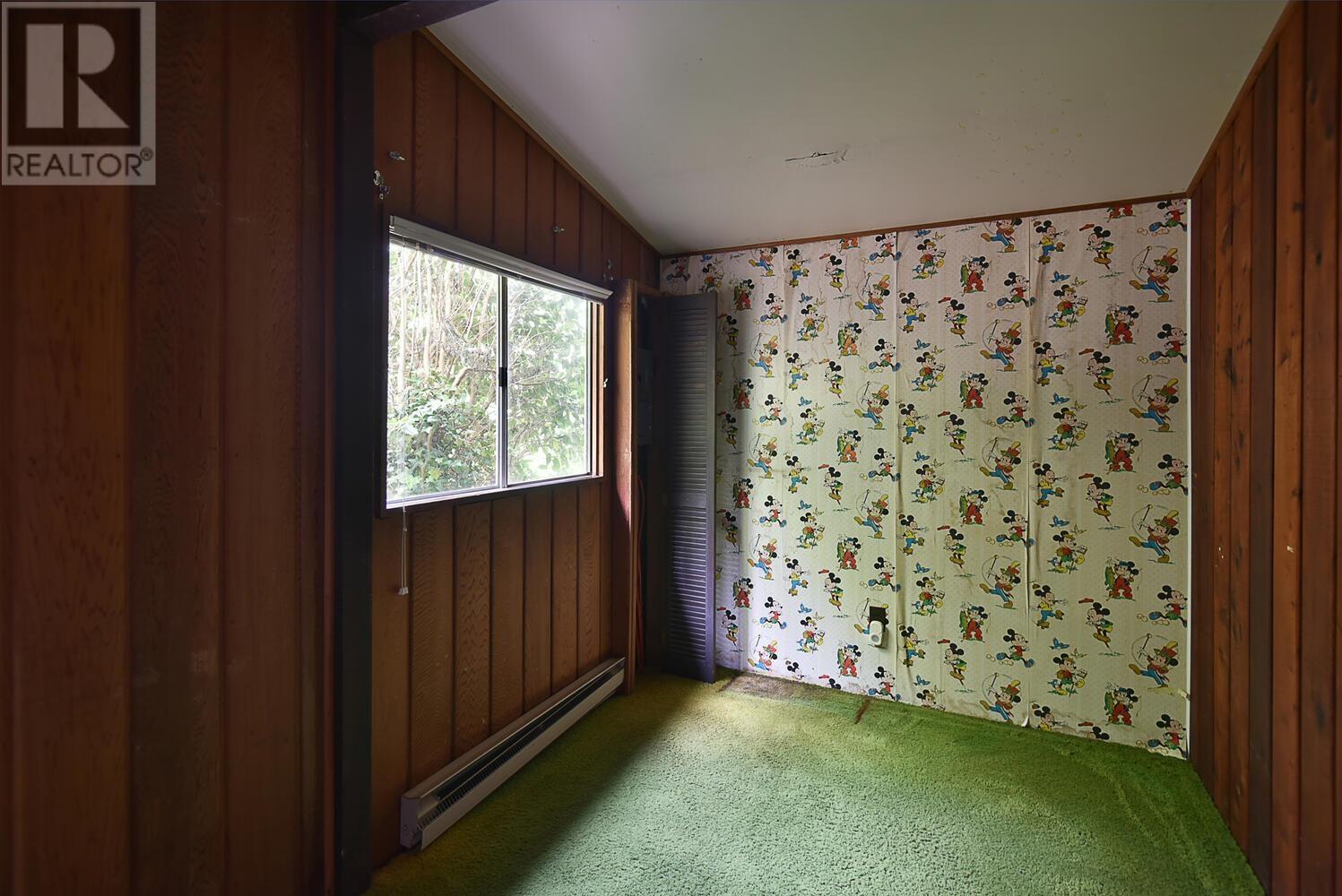 7638 Eureka Avenue, Halfmoon Bay, British Columbia  V7Z 1A1 - Photo 21 - R3003781