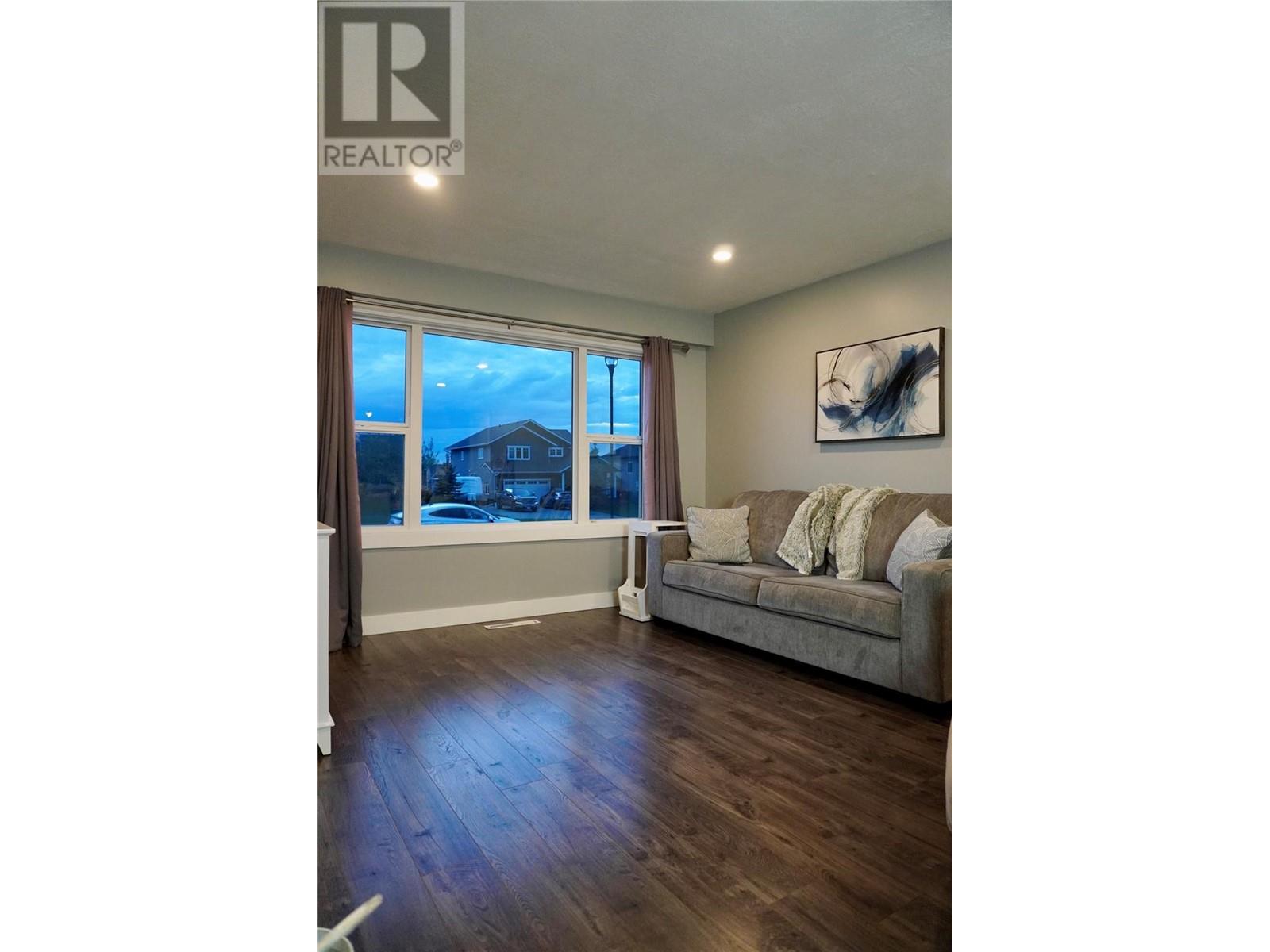 10925 Turgeon Drive, Dawson Creek, British Columbia  V1G 2W9 - Photo 17 - 10348343