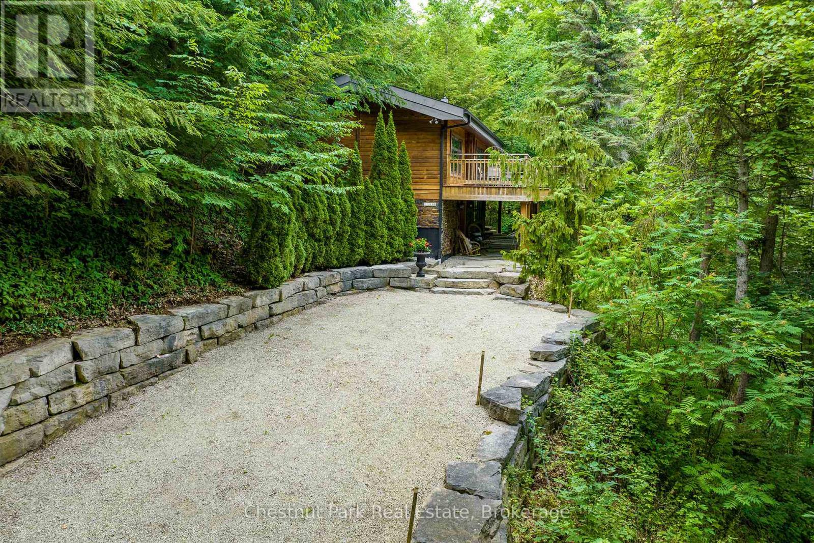 146 Chamonix Crescent, Blue Mountains, Ontario  L9Y 3Z2 - Photo 37 - X12154960