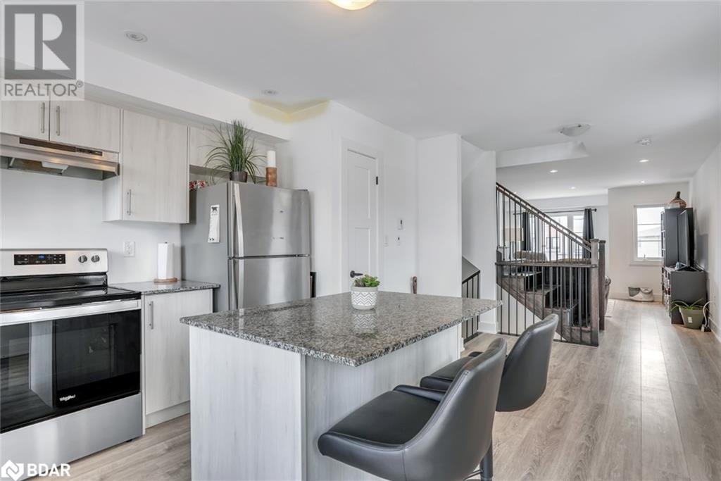 30 Pumpkin Corner Crescent, Barrie, Ontario  L9J 0T6 - Photo 7 - 40722283
