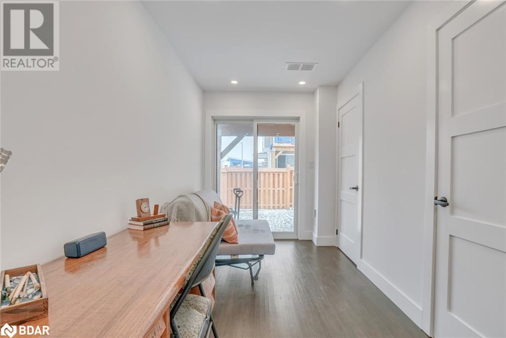 30 Pumpkin Corner Crescent, Barrie, Ontario  L9J 0T6 - Photo 13 - 40722283