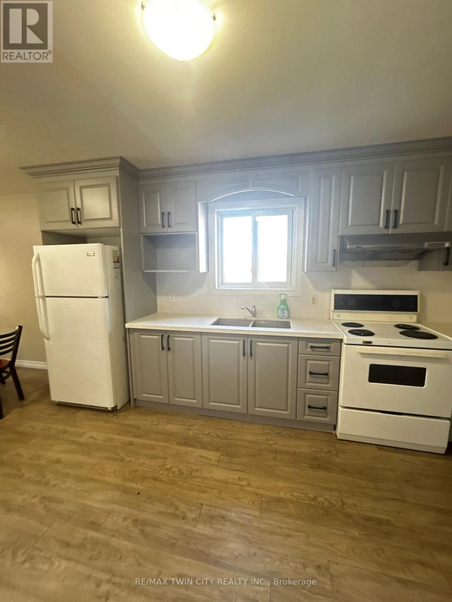 3 - 151 Bridgeport Road E, Waterloo, Ontario  N2J 2K3 - Photo 4 - X12138221