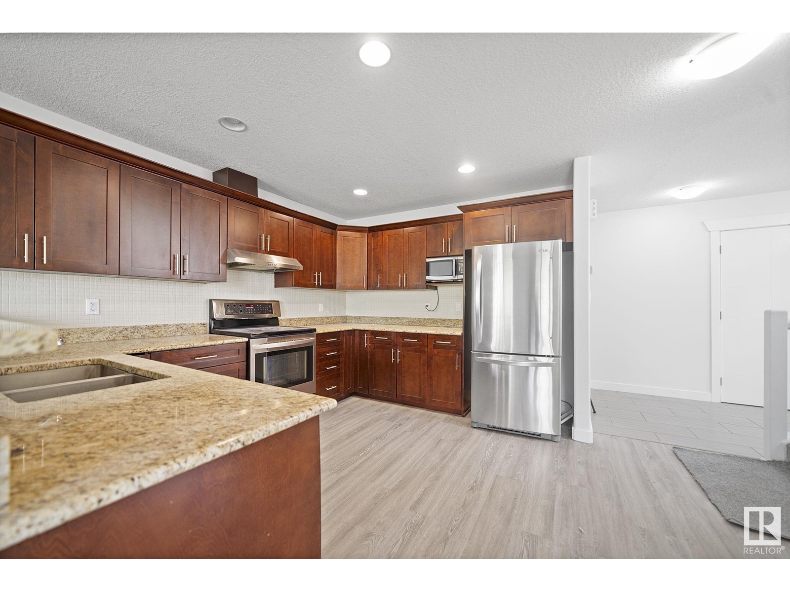 3210 67 St, Beaumont, Alberta  T4X 0W7 - Photo 10 - E4436976