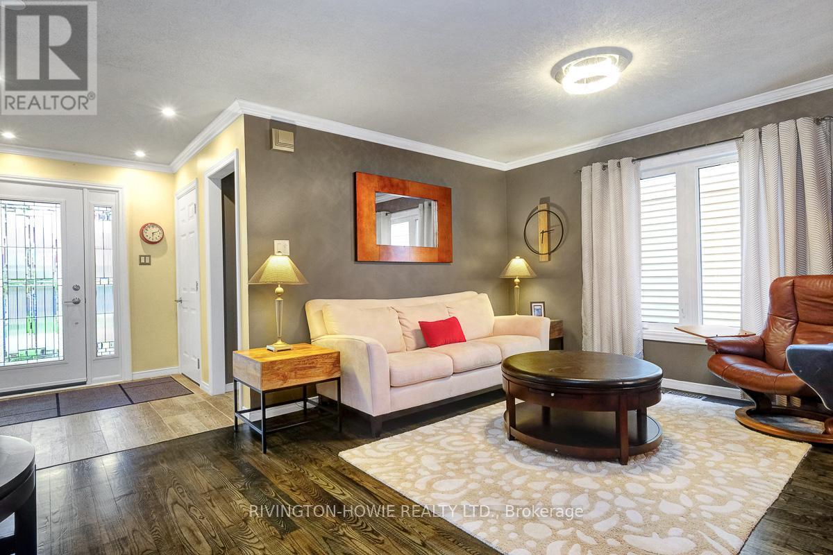 40 Rowe Drive, Ottawa, Ontario  K2L 3Y3 - Photo 7 - X12154927