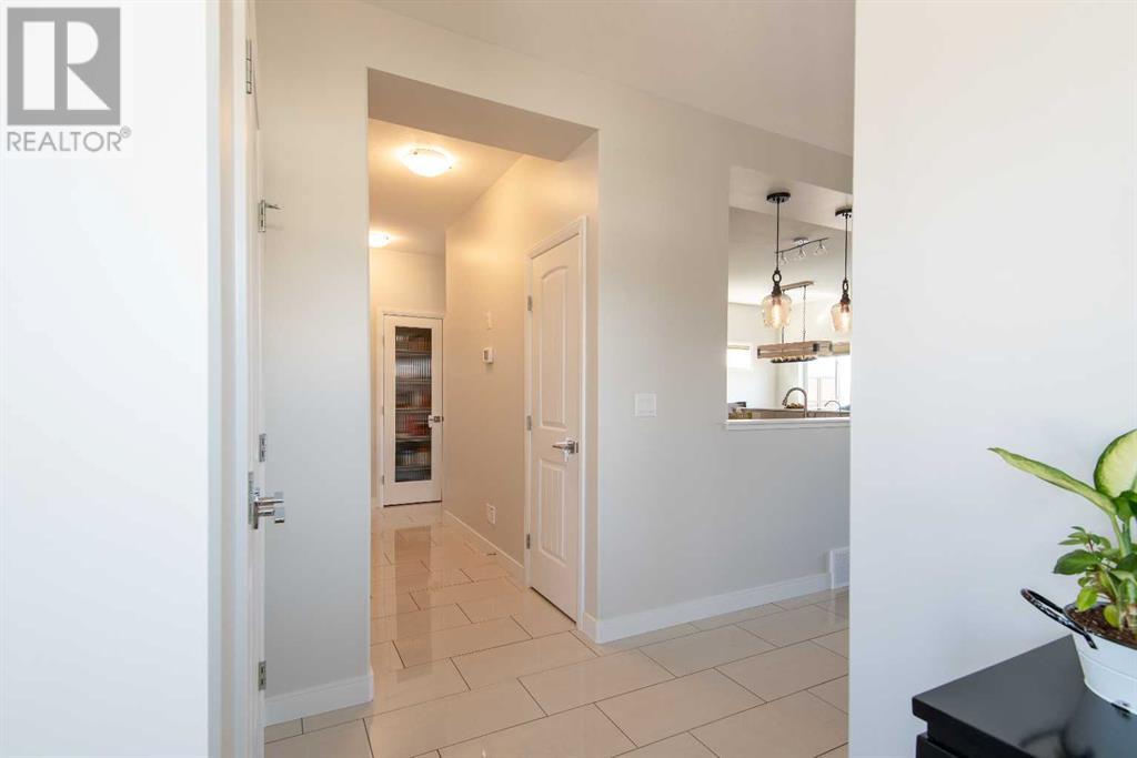 10502 129 Avenue, Grande Prairie, Alberta  T8V 4K4 - Photo 3 - A2204715