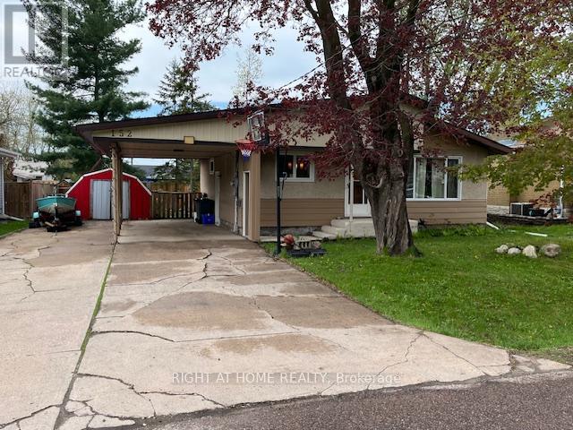 152 Laurier Avenue, Pembroke, Ontario  K8A 2J2 - Photo 1 - X12100370