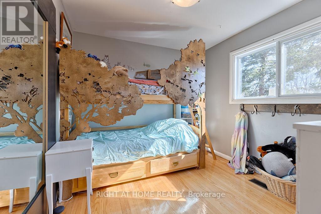 152 Laurier Avenue, Pembroke, Ontario  K8A 2J2 - Photo 17 - X12100370