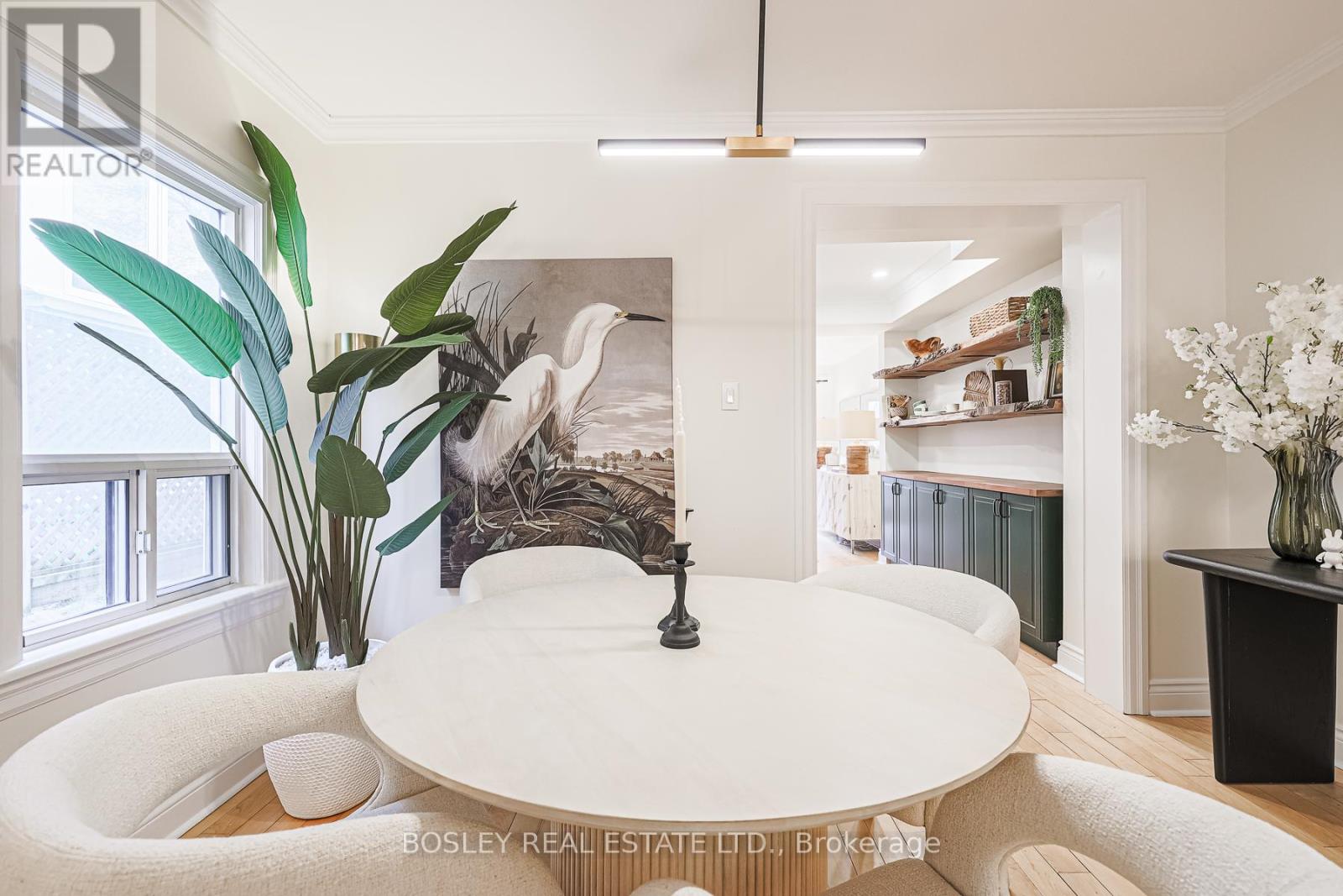 245 Kenilworth Avenue, Toronto, Ontario  M4L 3S7 - Photo 12 - E12120675