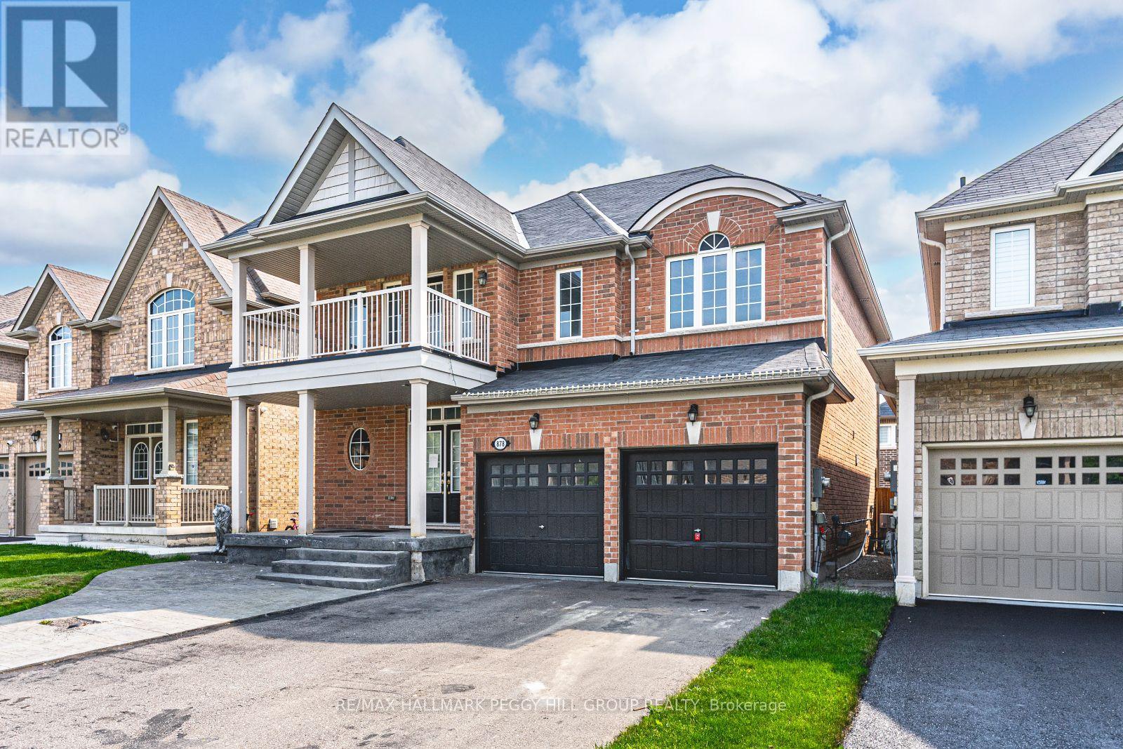 878 Green Street, Innisfil, Ontario  L0L 1W0 - Photo 1 - N12133003