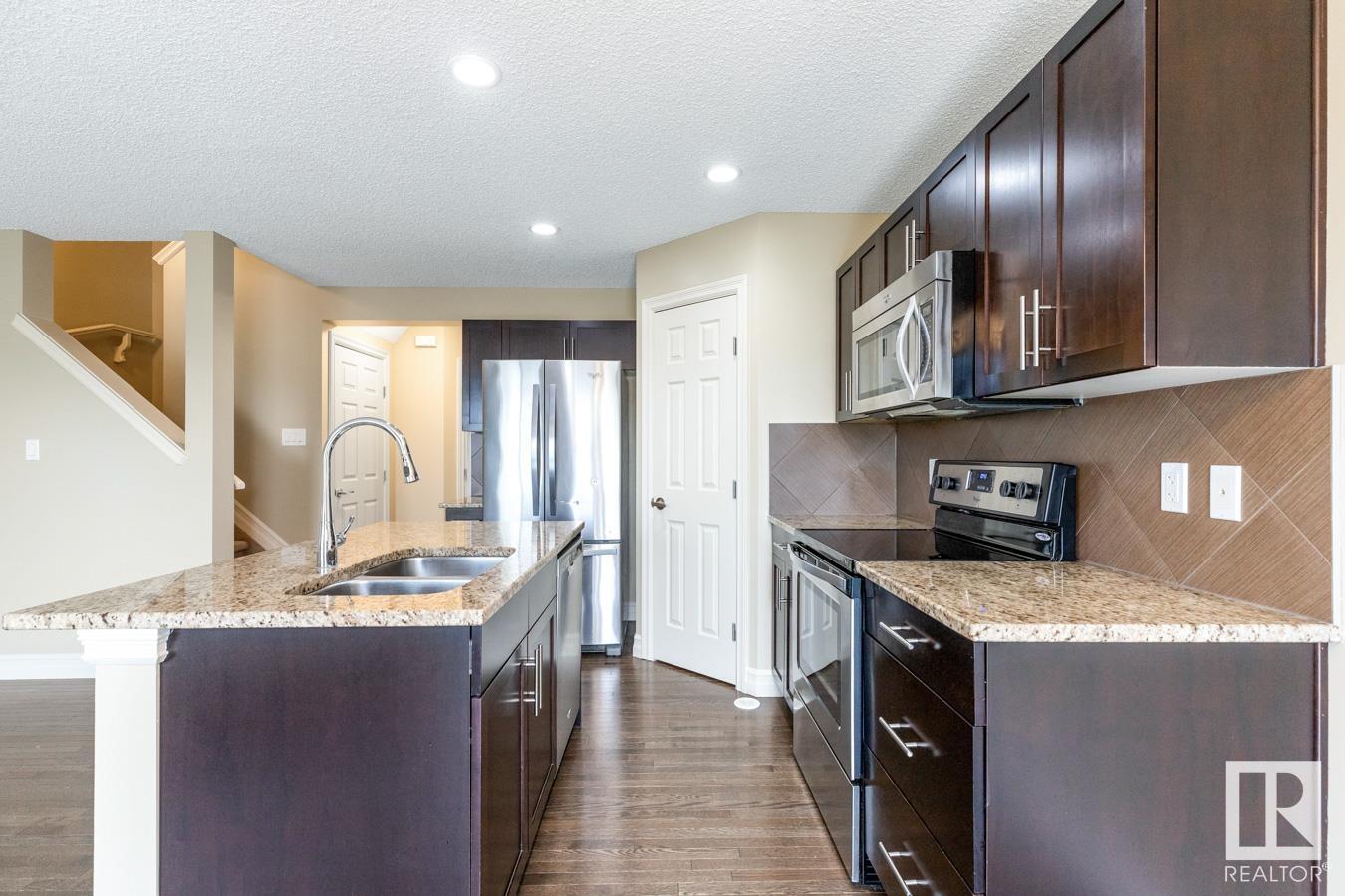 16122 10 Av Sw, Edmonton, Alberta  T6W 2G9 - Photo 12 - E4436980