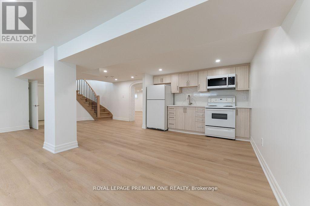 286 Waterloo Avenue, Toronto, Ontario  M3H 3Z8 - Photo 16 - C12154923