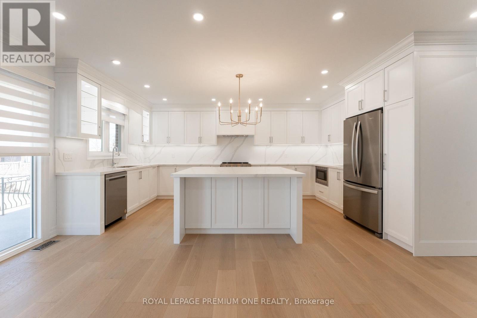 286 Waterloo Avenue, Toronto, Ontario  M3H 3Z8 - Photo 31 - C12154923
