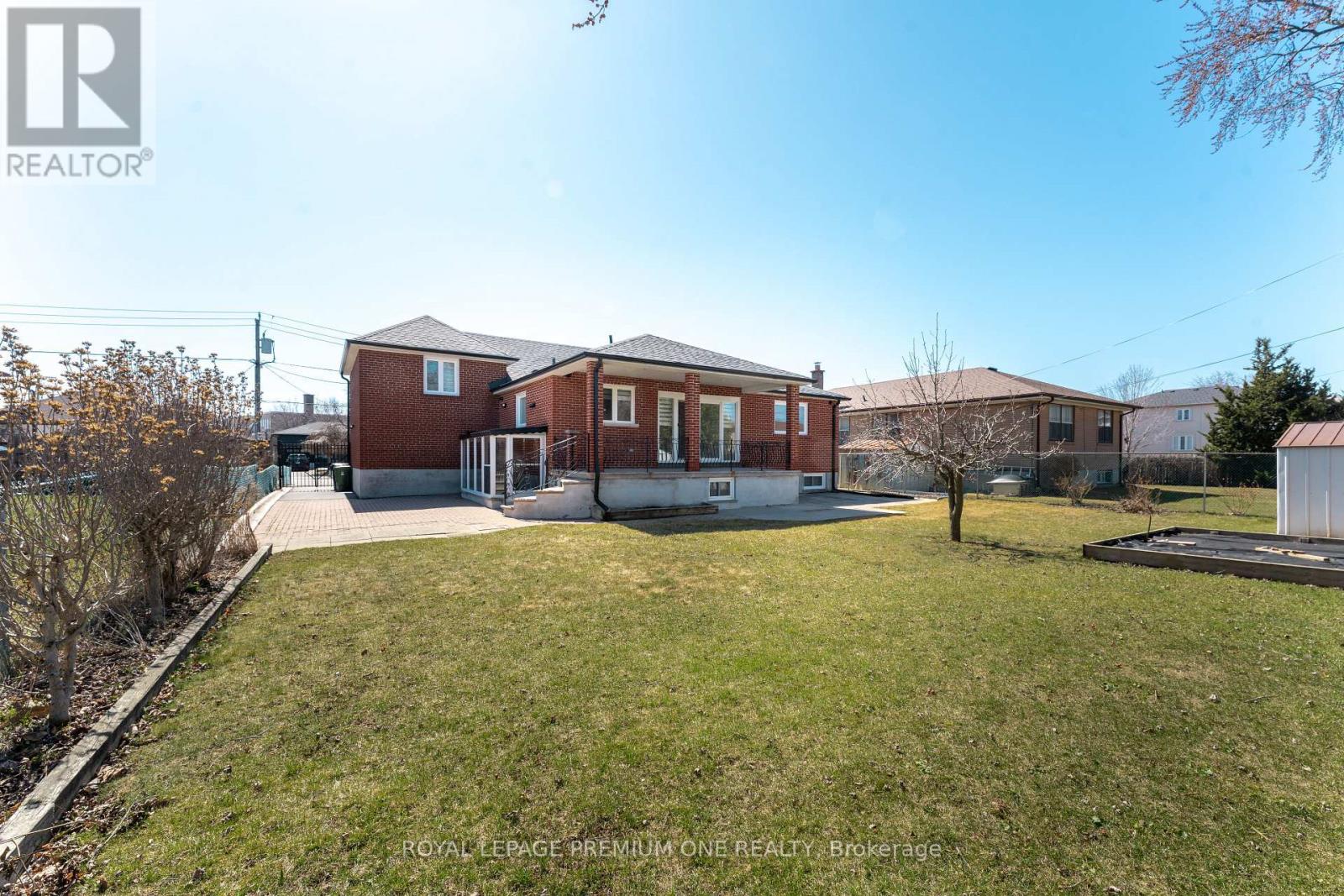 286 Waterloo Avenue, Toronto, Ontario  M3H 3Z8 - Photo 38 - C12154923