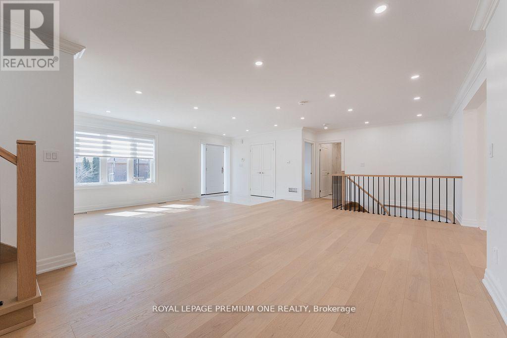 286 Waterloo Avenue, Toronto, Ontario  M3H 3Z8 - Photo 8 - C12154923