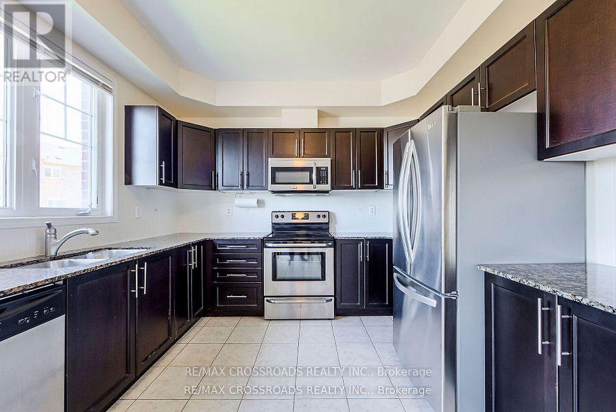 25d Hobson Avenue, Toronto, Ontario  M4A 0A4 - Photo 7 - C12154962