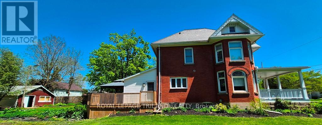 286 King Street S, Thames Centre, Ontario  N0M 2P0 - Photo 2 - X12061438