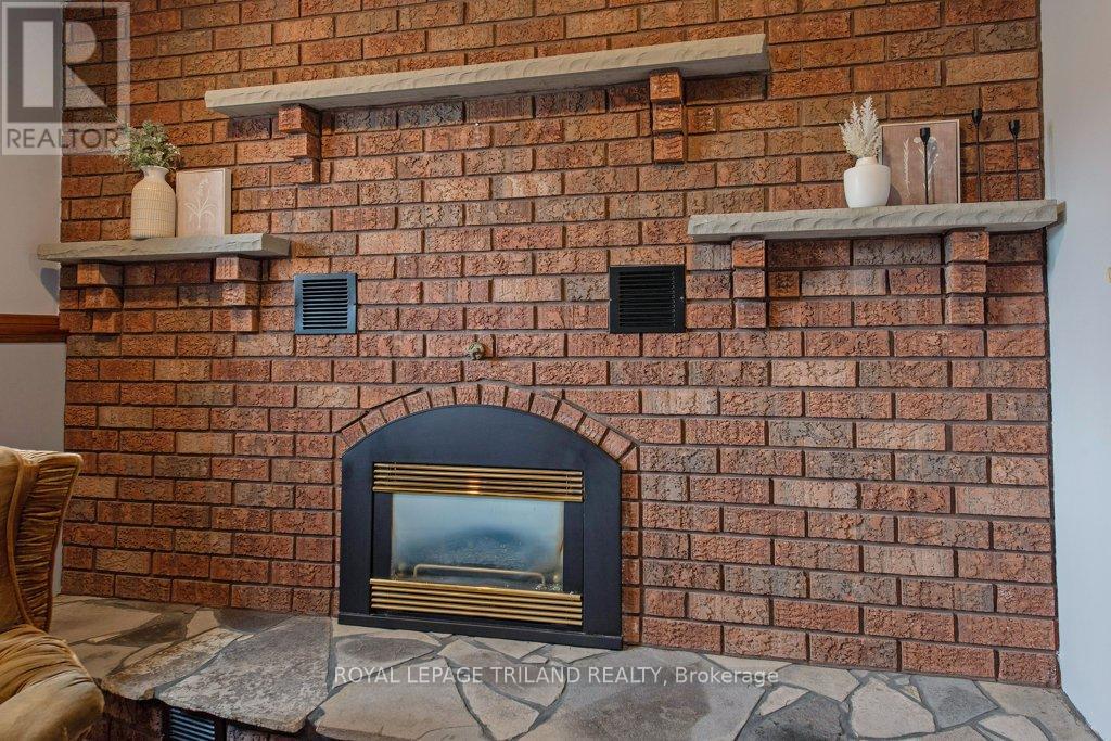 9678 Graham Road, West Elgin, Ontario  N0L 2P0 - Photo 30 - X12071358