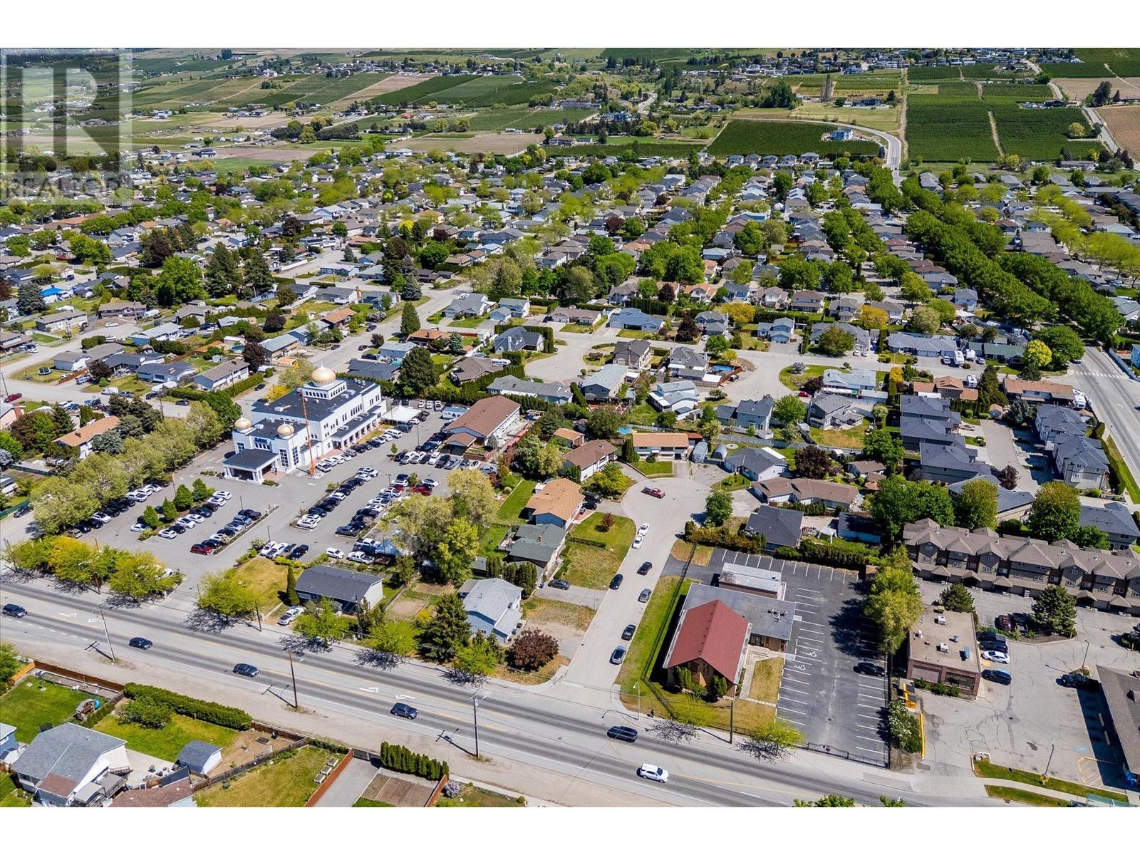 135 Almond Court, Kelowna, British Columbia  V1X 6H1 - Photo 49 - 10347649