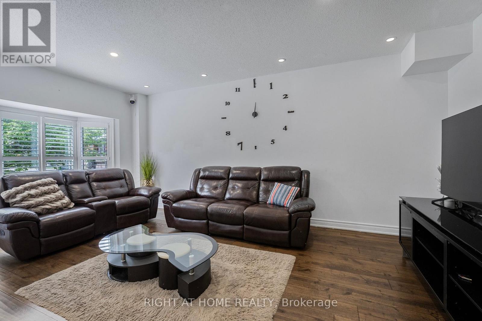 1 Esther Drive, Barrie, Ontario  L4N 0X8 - Photo 7 - S12154946