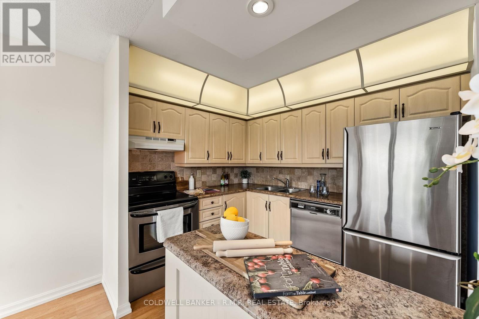 Ph2 - 600 Thornton Road N, Oshawa, Ontario  L1J 6T6 - Photo 14 - E12155137
