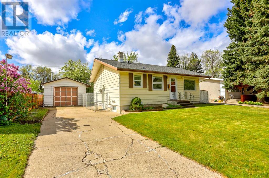 Property at 1418 10 Avenue N image 2