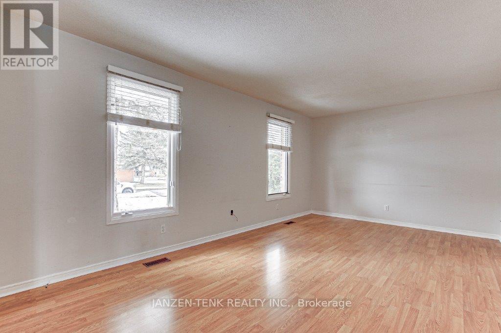 80 Denrich Avenue, Tillsonburg, Ontario  N4G 4X7 - Photo 6 - X12155056