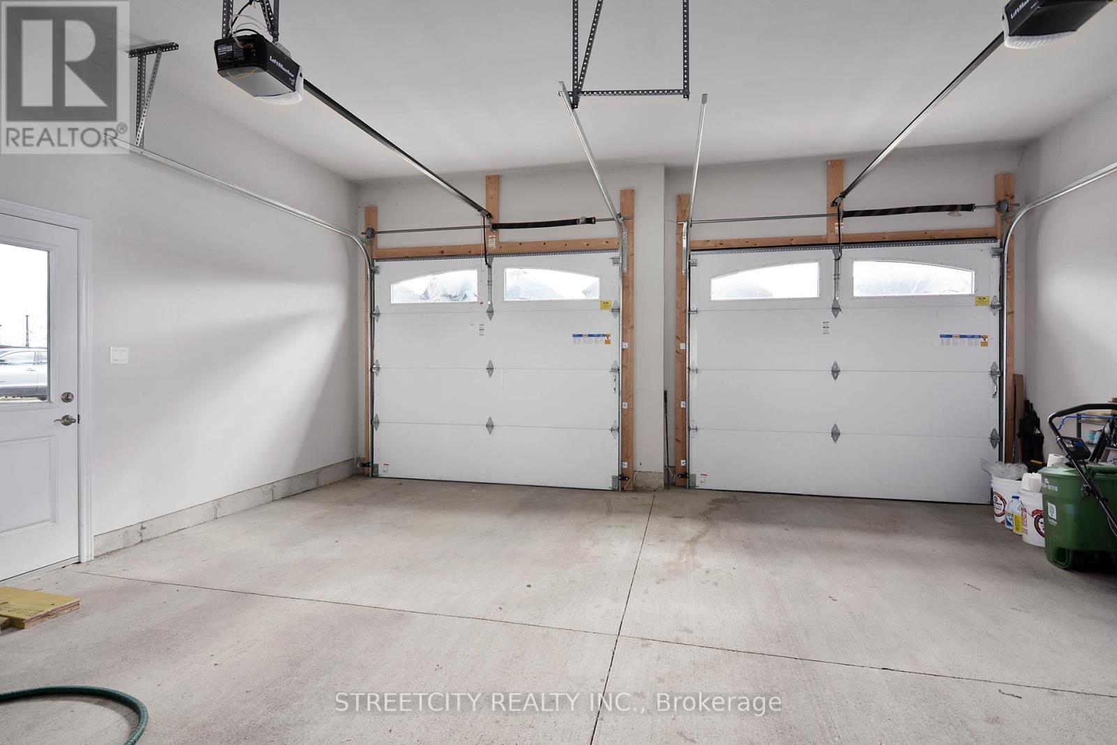 2369 Torrey Pines Way, London North (North R), Ontario  N6G 0K6 - Photo 42 - X12155092