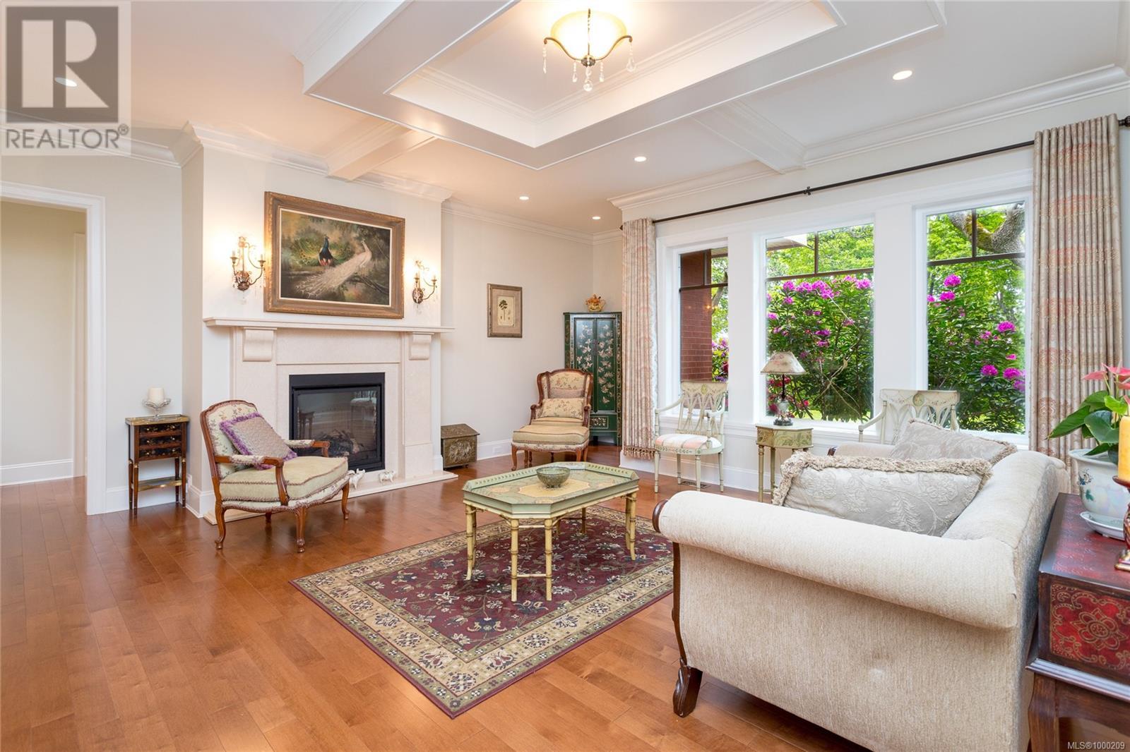 3280 Ripon Rd, Oak Bay, British Columbia  V8R 6G7 - Photo 8 - 1000209