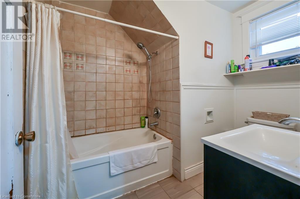 1597 King Street E, Hamilton, Ontario  L8K 1T5 - Photo 21 - 40727070