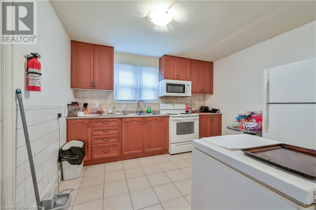 1597 King Street E, Hamilton, Ontario  L8K 1T5 - Photo 16 - 40727070