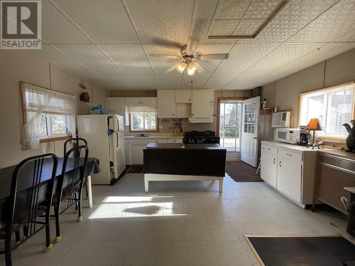 13 1st St, Hillsport, Ontario  P0T 2C0 - Photo 2 - TB251218