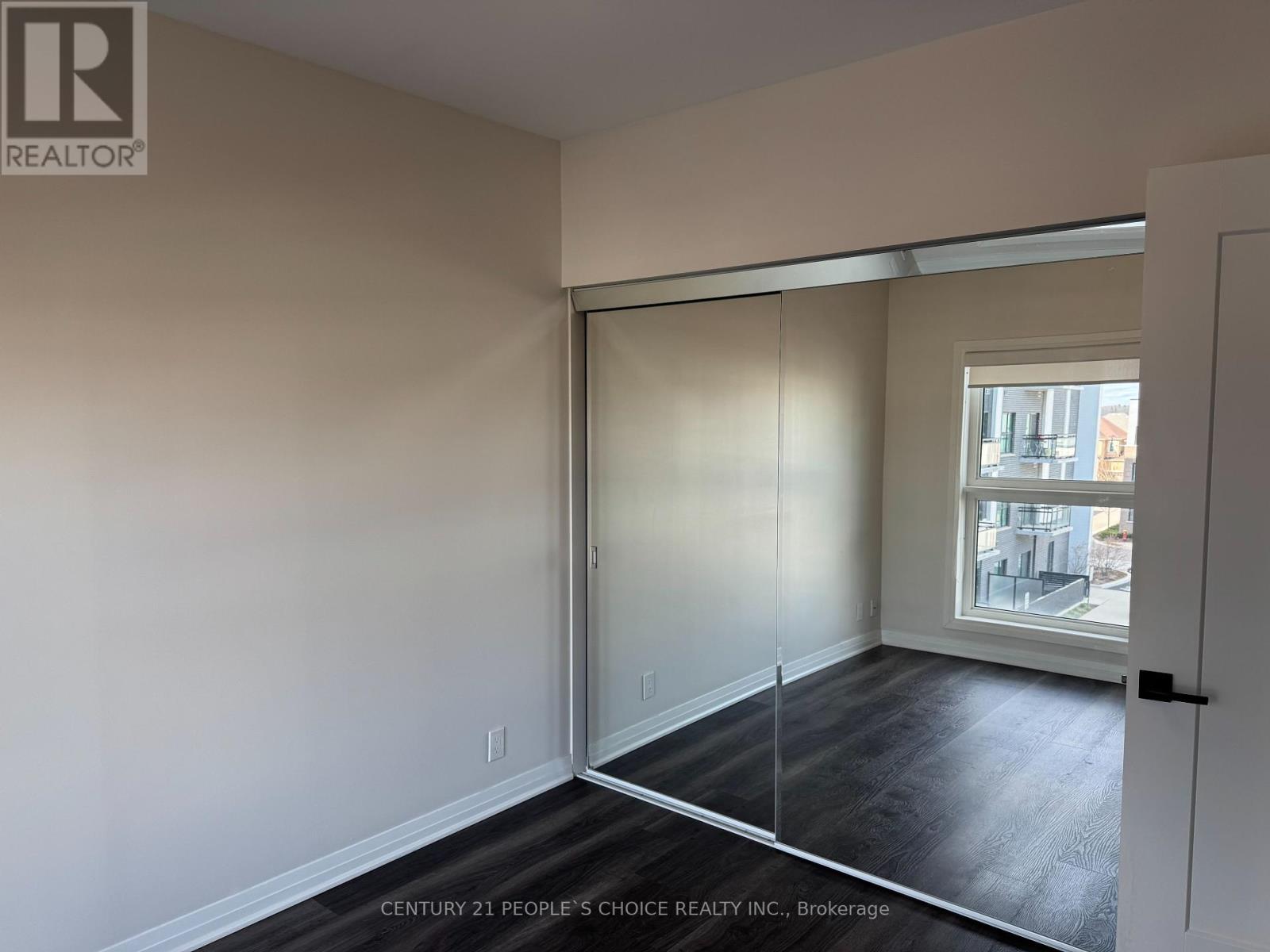 337 - 102 Grovewood Common, Oakville, Ontario  L6H 0X2 - Photo 7 - W12154968