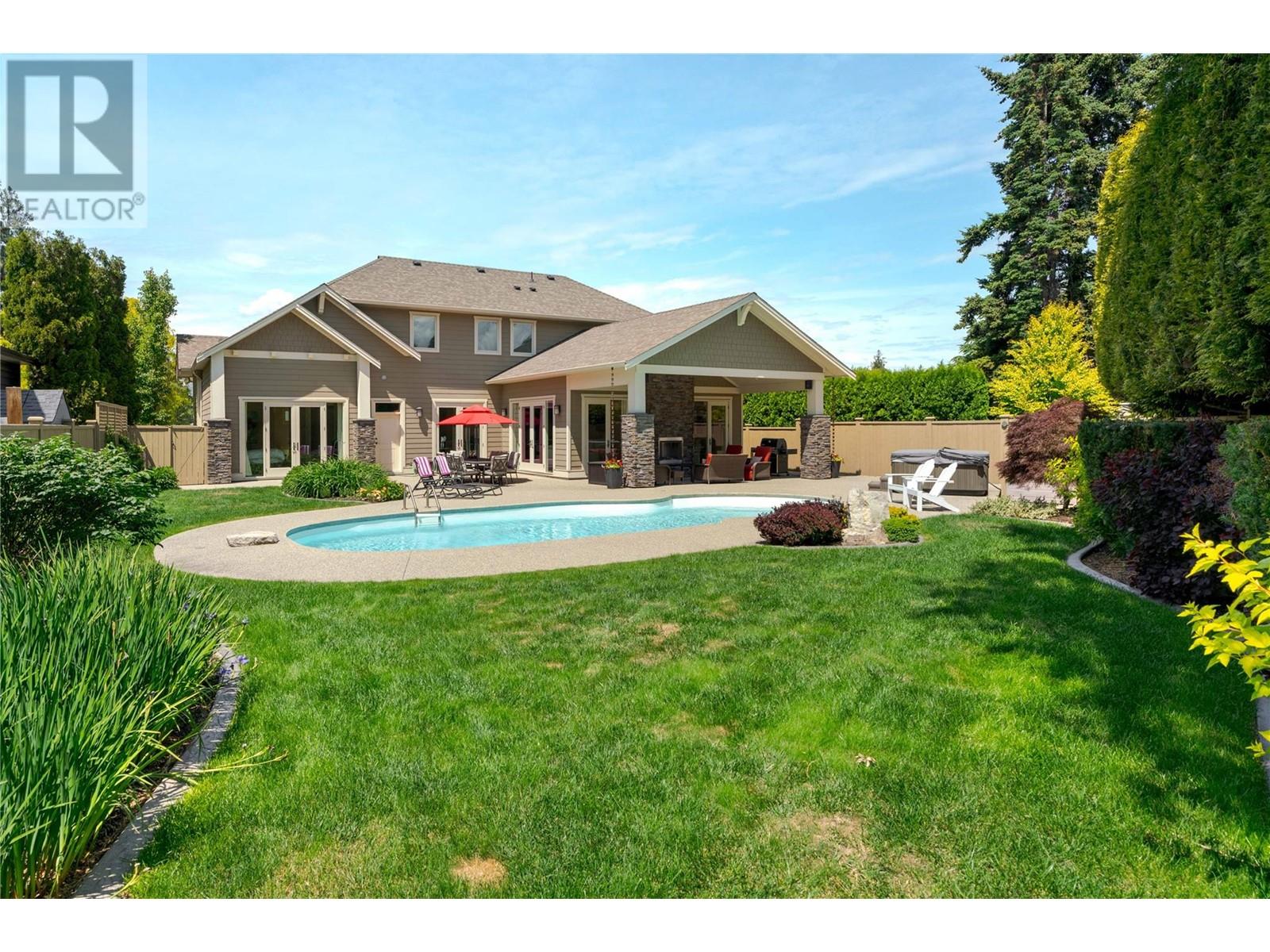 Property at 4369 Kensington Drive image 3