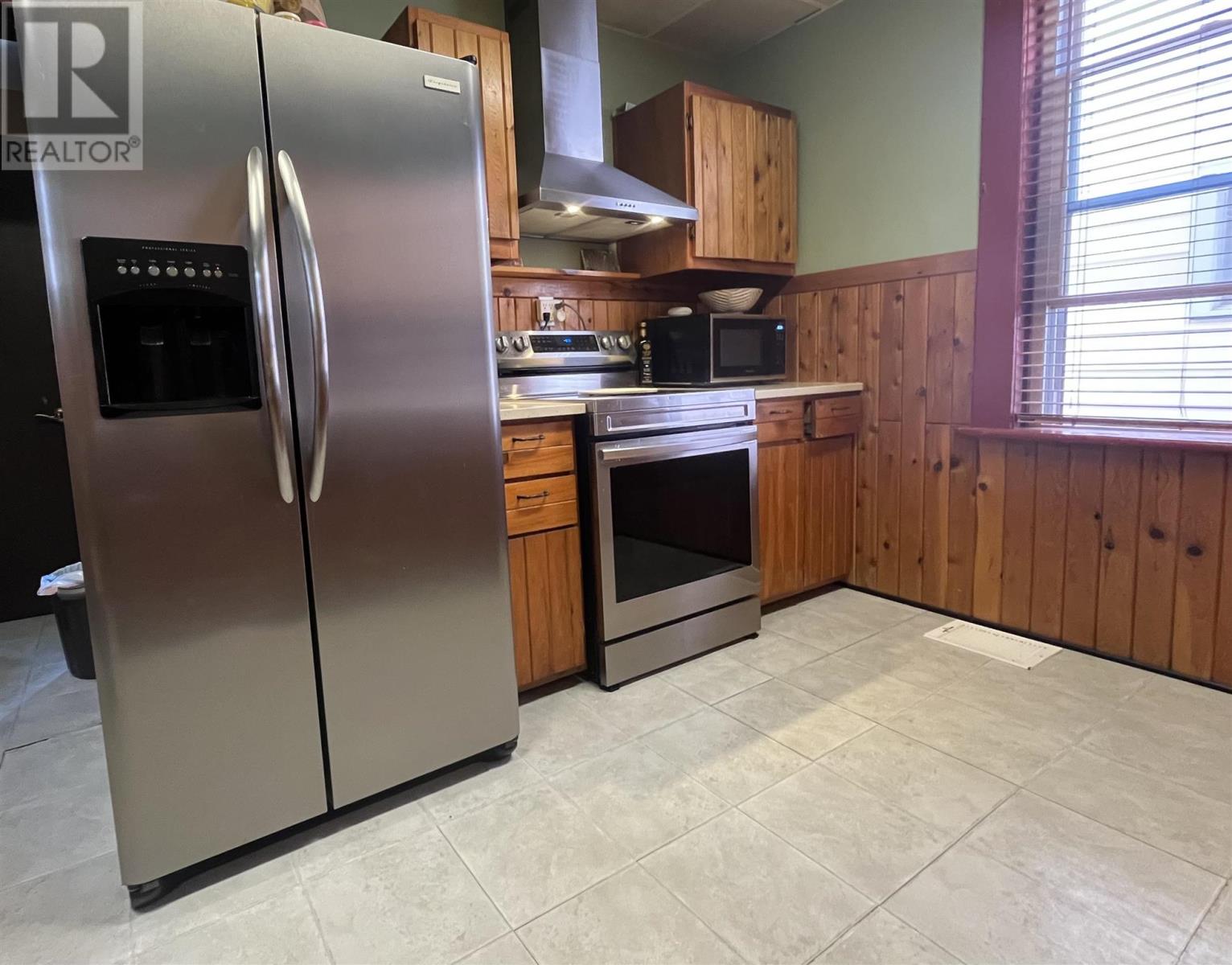 215 Heron St, Thunder Bay, Ontario  P7C 2M4 - Photo 7 - TB251220