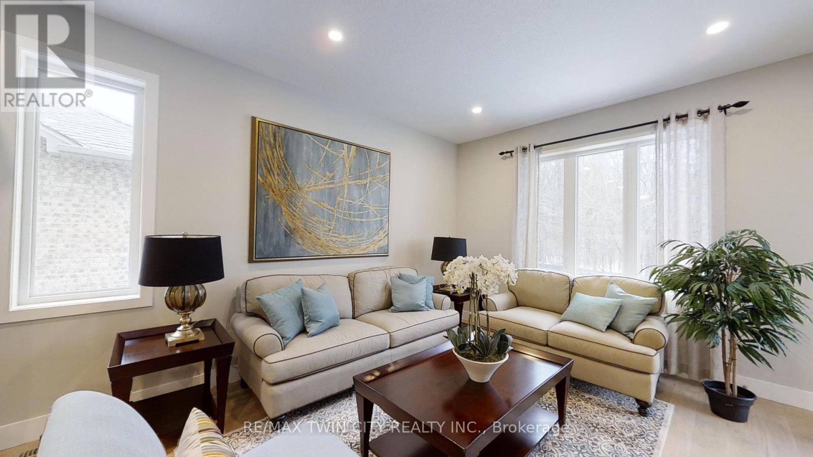 668 Chelton Road S, London South, Ontario  N6M 0A1 - Photo 37 - X12154981