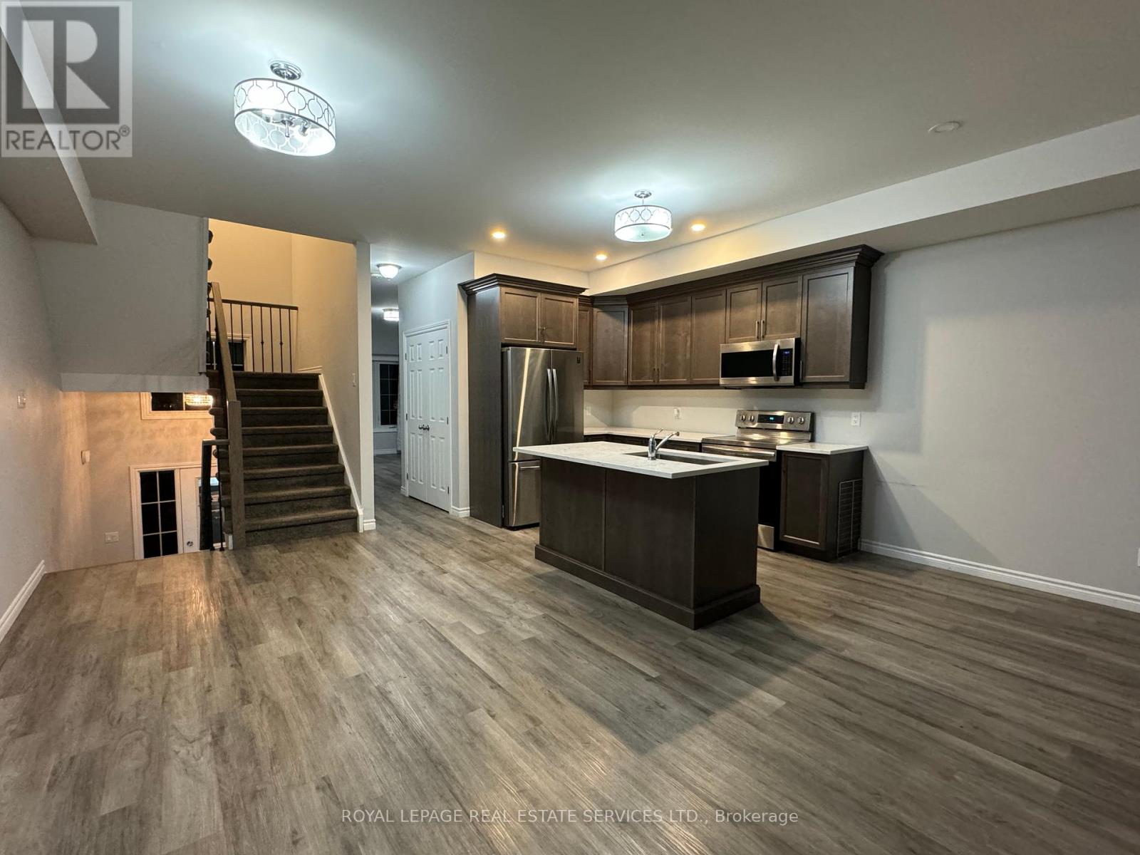 1183 Duke Street, Cambridge, Ontario  N3H 3V6 - Photo 3 - X12154985