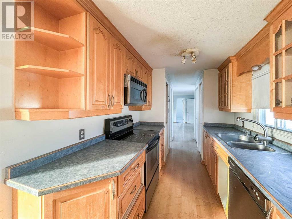 292 Grandview Crescent, Fort Mcmurray, Alberta  T9H 4Y1 - Photo 12 - A2193693