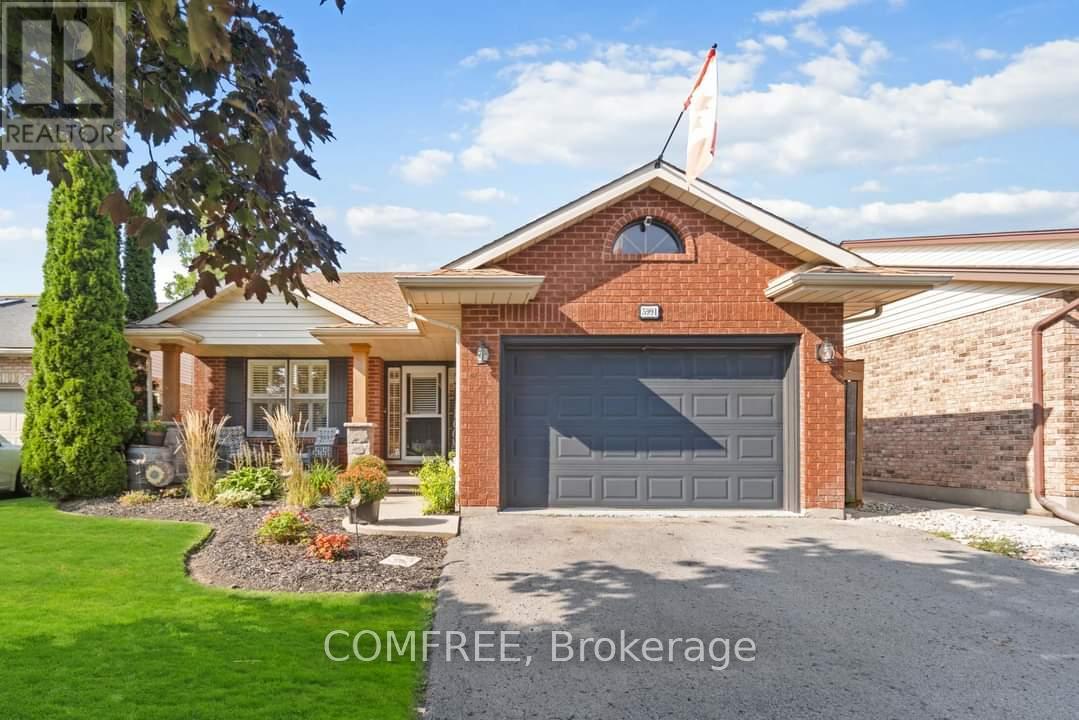 5991 Andrea Drive, Niagara Falls, Ontario  L2H 2Z9 - Photo 1 - X12155052