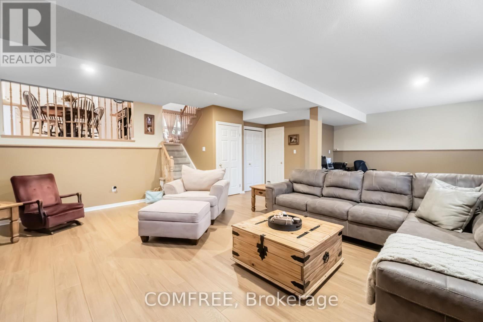 5991 Andrea Drive, Niagara Falls, Ontario  L2H 2Z9 - Photo 13 - X12155052