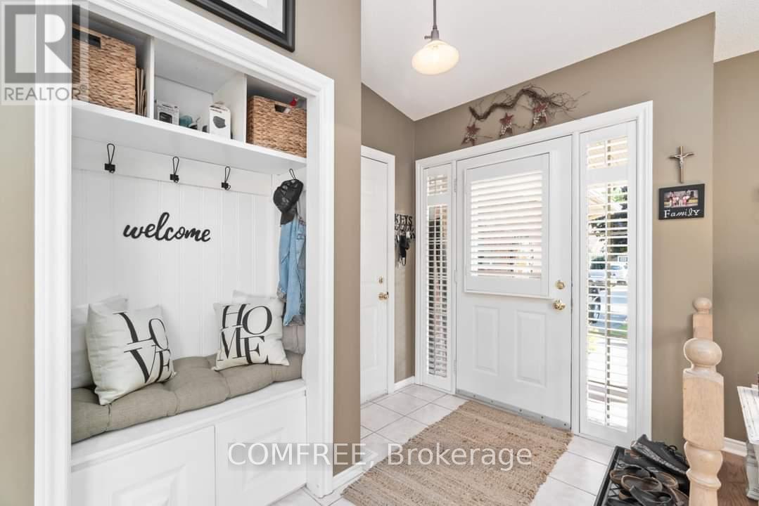 5991 Andrea Drive, Niagara Falls, Ontario  L2H 2Z9 - Photo 2 - X12155052