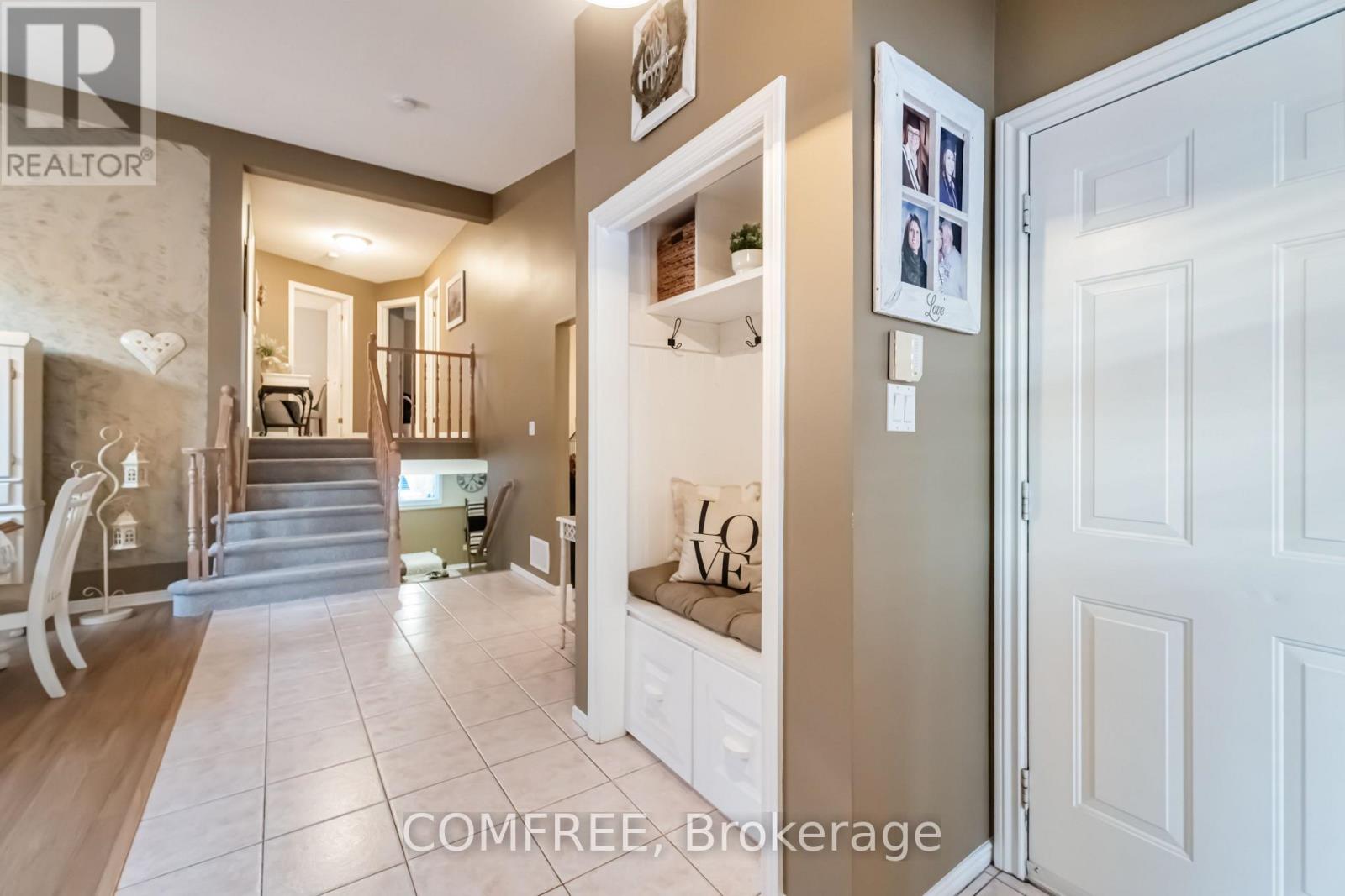 5991 Andrea Drive, Niagara Falls, Ontario  L2H 2Z9 - Photo 3 - X12155052