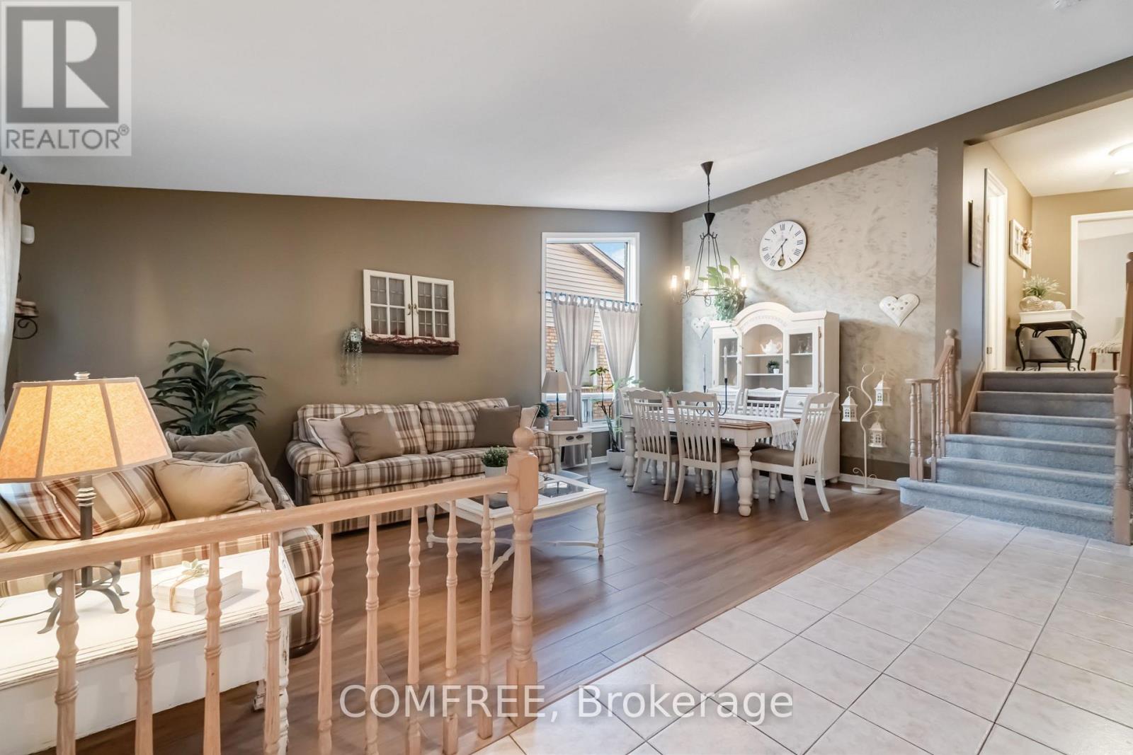 5991 Andrea Drive, Niagara Falls, Ontario  L2H 2Z9 - Photo 4 - X12155052