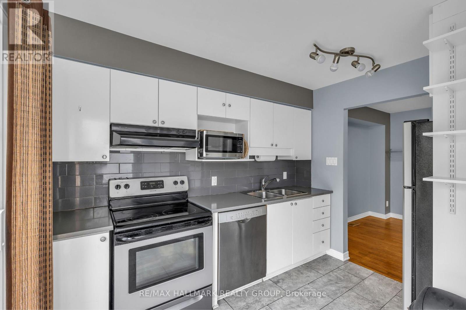 124 Kimberwick Crescent, Ottawa, Ontario  K1V 1K7 - Photo 14 - X12155136